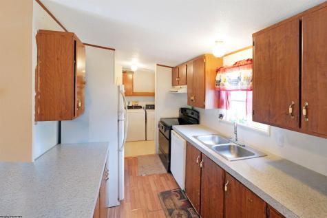 46 Wall Street Albright WV 26519