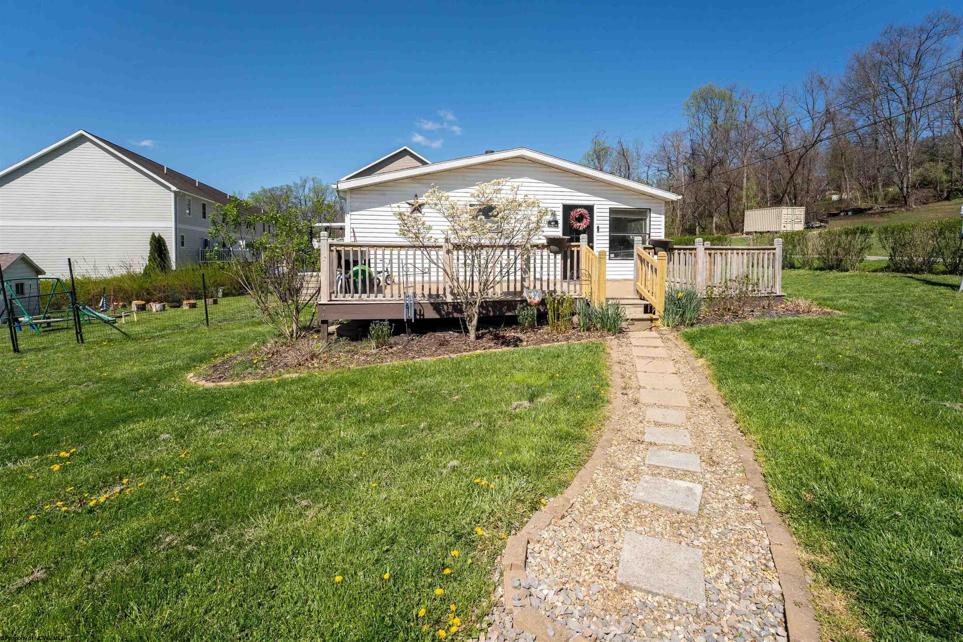 45 Goose Hollow Road Morgantown WV 26508
