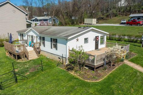 45 Goose Hollow Road Morgantown WV 26508