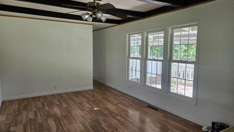 348 Brown Avenue Belington WV 26250-9203