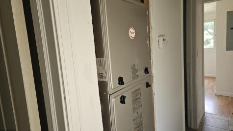 348 Brown Avenue Belington WV 26250-9203