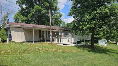 348 Brown Avenue Belington WV 26250-9203