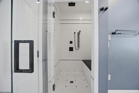 24 Woodcliff Drive Fairmont WV 26554