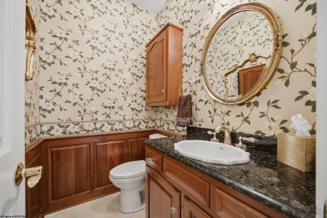 24 Woodcliff Drive Fairmont WV 26554