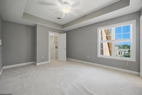 24 Woodcliff Drive Fairmont WV 26554