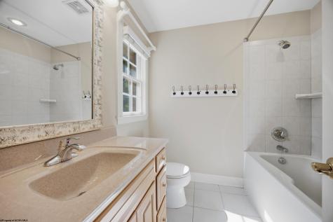 24 Woodcliff Drive Fairmont WV 26554