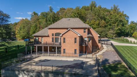 24 Woodcliff Drive Fairmont WV 26554