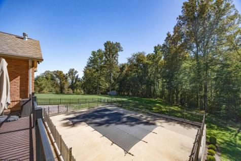24 Woodcliff Drive Fairmont WV 26554