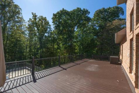 24 Woodcliff Drive Fairmont WV 26554