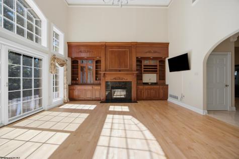 24 Woodcliff Drive Fairmont WV 26554