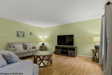 828 Bishop Drive Morgantown WV 26505