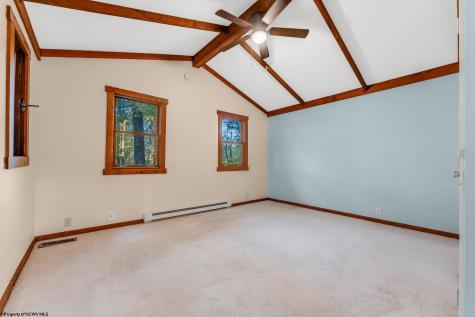 265 Paradise Circle Morgantown WV 26508