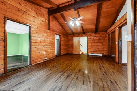 265 Paradise Circle Morgantown WV 26508