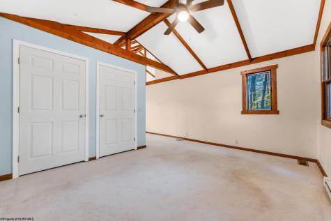 265 Paradise Circle Morgantown WV 26508