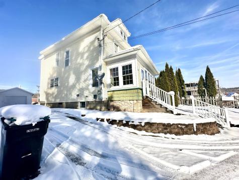 522 Kuhl Avenue Clarksburg WV 26301