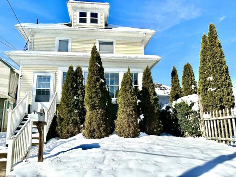 522 Kuhl Avenue Clarksburg WV 26301