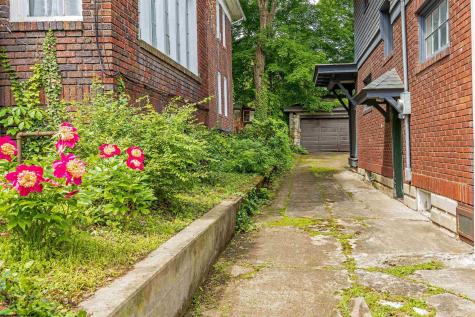 504 Grand Street Morgantown WV 26505