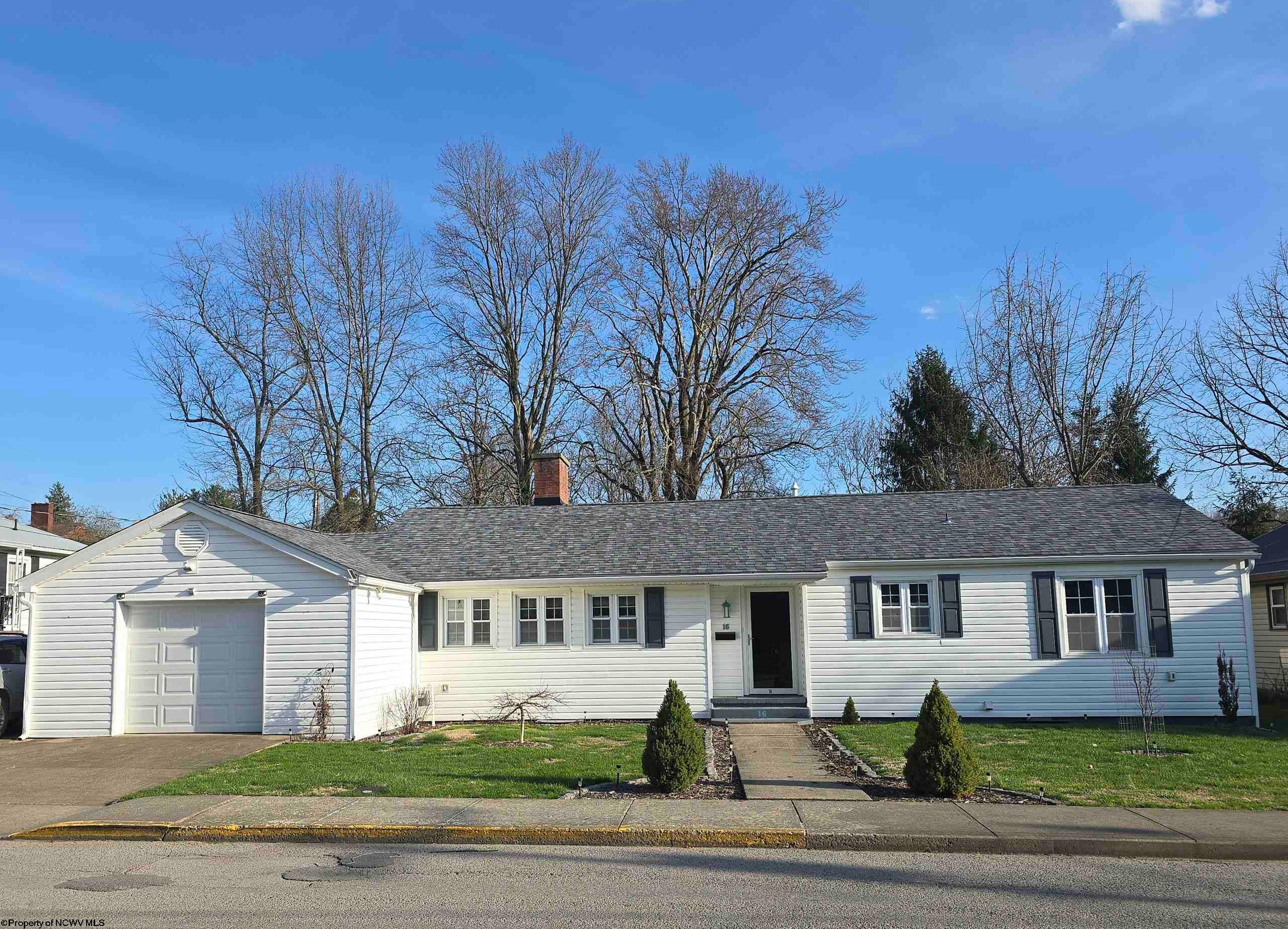 16 Boggess Street Buckhannon WV 26201