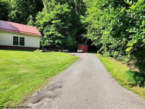 23 Whispering Willow Drive Montrose WV 26283