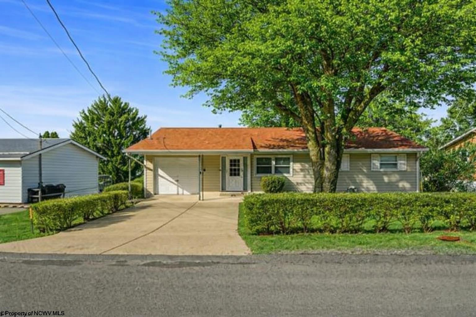 141 Estate Drive Morgantown WV 26508