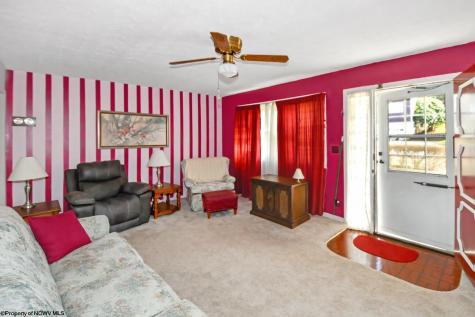141 Estate Drive Morgantown WV 26508