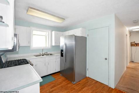 141 Estate Drive Morgantown WV 26508