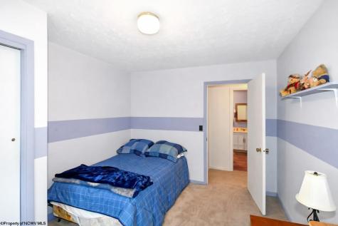 141 Estate Drive Morgantown WV 26508