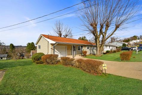 141 Estate Drive Morgantown WV 26508