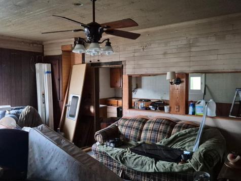 27 N Wilson Street Junior WV 26275