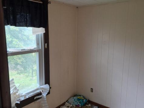 27 N Wilson Street Junior WV 26275