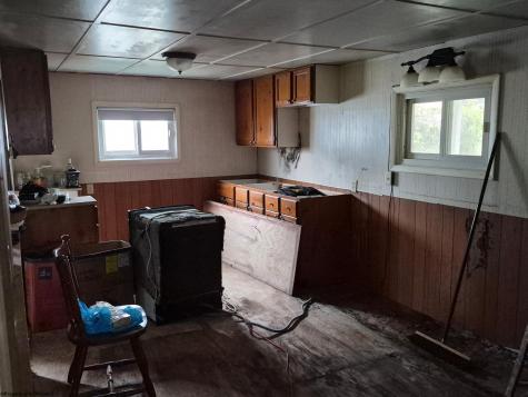 27 N Wilson Street Junior WV 26275