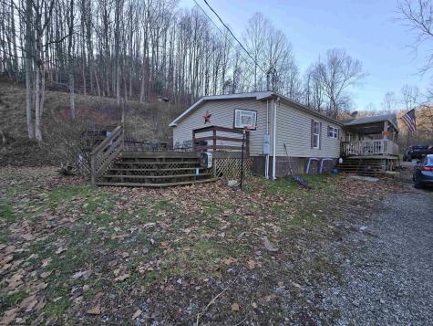 7720 Us Highway 33 West Camden WV 26338