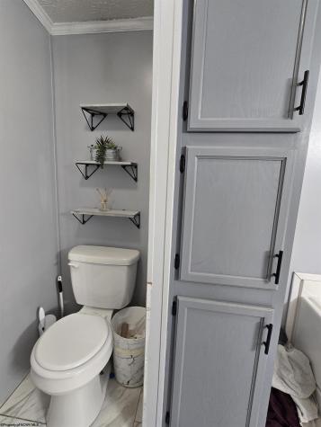 7720 Us Highway 33 West Camden WV 26338