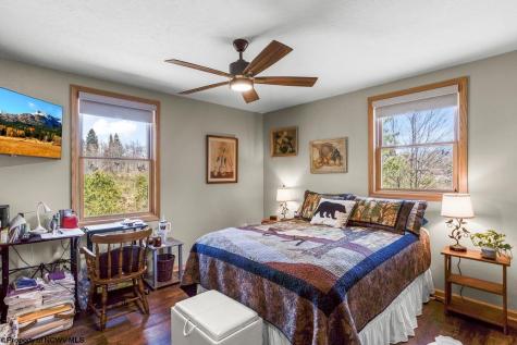 442 Grosbeak Drive Terra Alta WV 26764