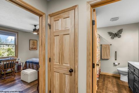 442 Grosbeak Drive Terra Alta WV 26764