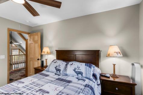 442 Grosbeak Drive Terra Alta WV 26764