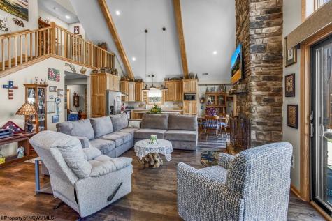 442 Grosbeak Drive Terra Alta WV 26764