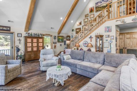 442 Grosbeak Drive Terra Alta WV 26764