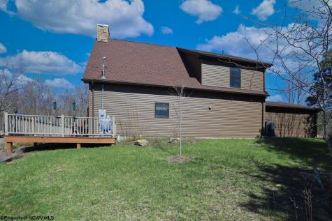 442 Grosbeak Drive Terra Alta WV 26764