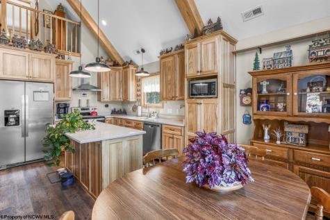 442 Grosbeak Drive Terra Alta WV 26764
