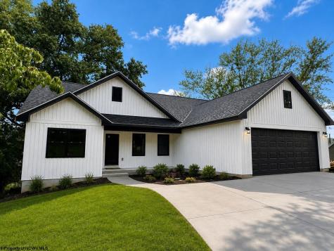 162 Fox Hill Lane Fairmont WV 26554