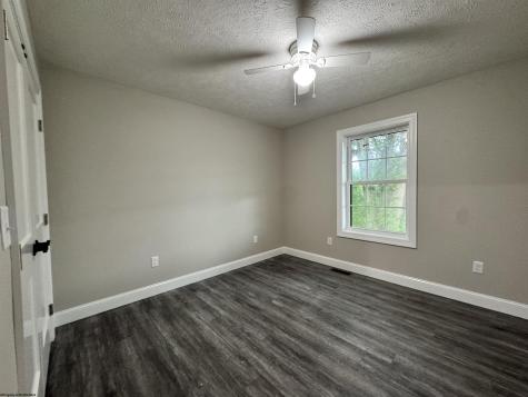 162 Fox Hill Lane Fairmont WV 26554