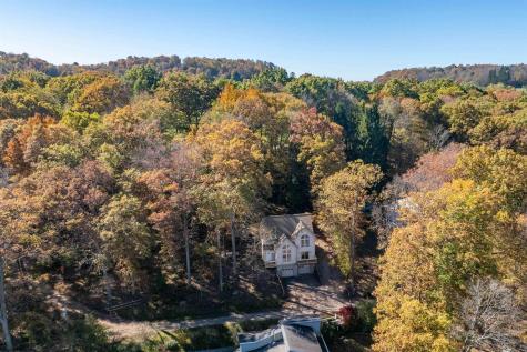 275 Paradise Circle Morgantown WV 26508