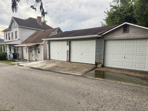 1207 N 25th Street Clarksburg WV 26301