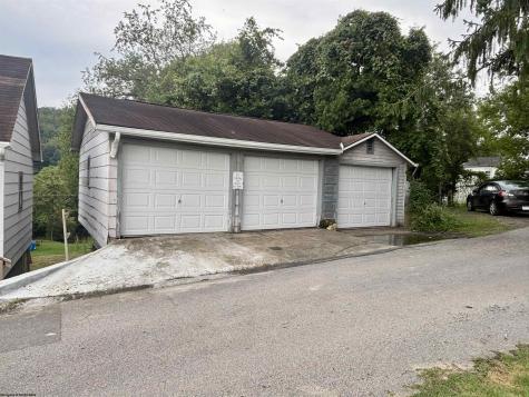 1207 N 25th Street Clarksburg WV 26301