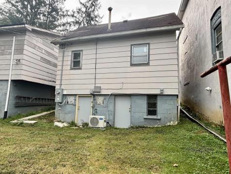 1207 N 25th Street Clarksburg WV 26301