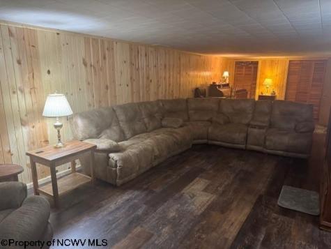 11692 Adolph Road Mill Creek WV 26280