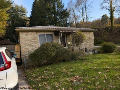2826 Buckhannon Pike Mount Clare WV 26408