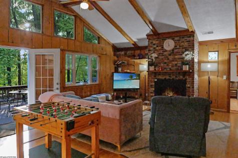 1471 E Alpine Drive Terra Alta WV 26764