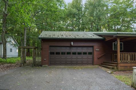 1471 E Alpine Drive Terra Alta WV 26764